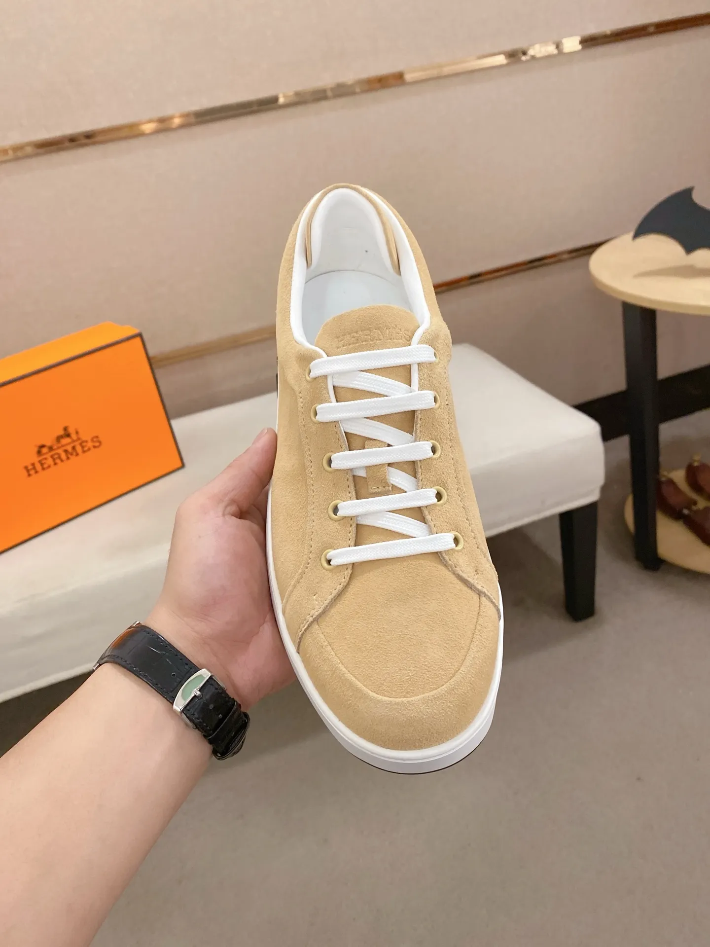 Men's clothing and shoes💰: 442💰《HERMES》【Classic original single version】Hermès; top 🔝purchase agent🔍🔍men's latest 🇺🇸 counter sales simultaneously, imported from Italy original ▲▲cowhide ▲▲ (high-end, nobility, class) ) Exquisite workmanship (Italian 🇮🇹 imported water-dyed 🐂 cowhide lining) sole: original sole provided by the original factory, ⚠️exclusive double-layer activity·TPR·rubber·combined molded outsole; super comfortable·wear-resistant·non-slip·environmental protection The real thing is more beautiful if you take the real thing (high quality, follow the order). You can enter and exit the counter at will * Number of yards: 38-44 (45 can be customized and cannot be returned or exchanged)